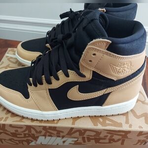 Nike Women's High-Top Sneaker in Black and Tan